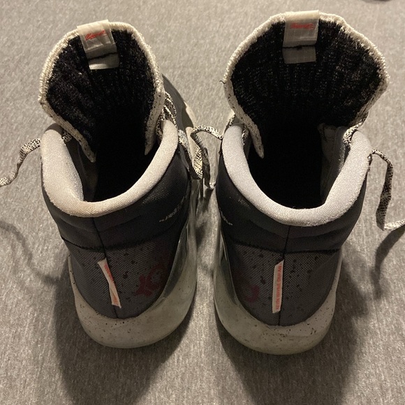 Kevin Durant size 10 men’s Nike - Picture 4 of 11